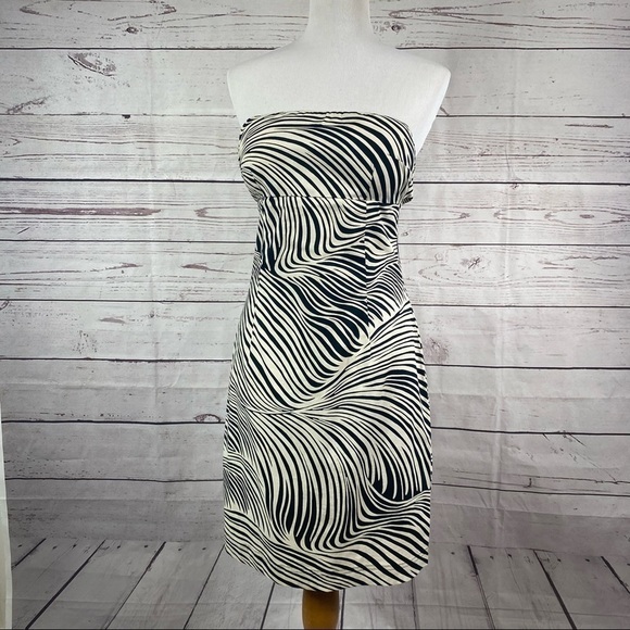 LYRIQUE strapless summer half open back summer mini cone dress Sz 10 - Picture 1 of 8